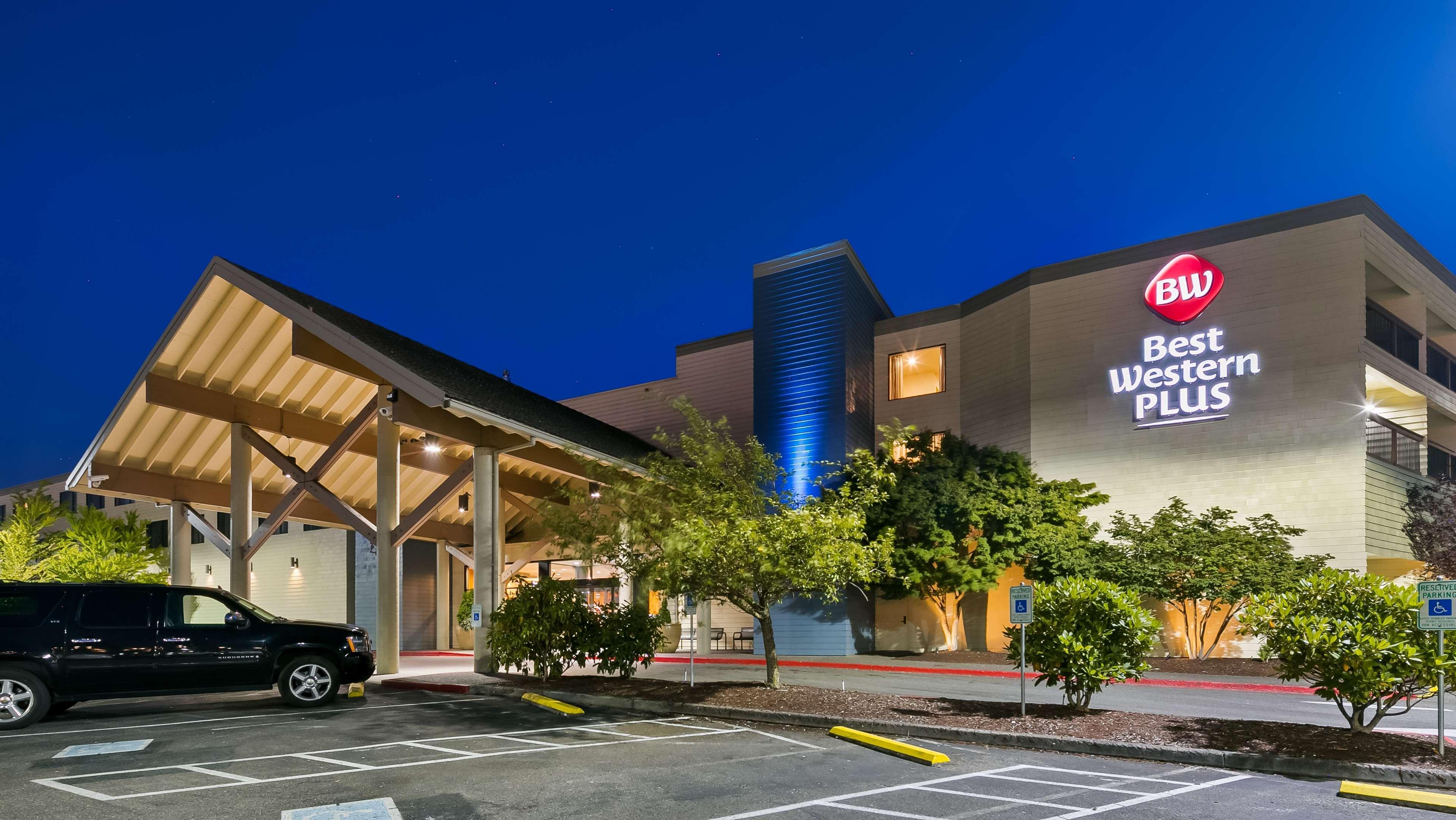 Best Western Plus Silverdale Beach Hotel Exterior photo